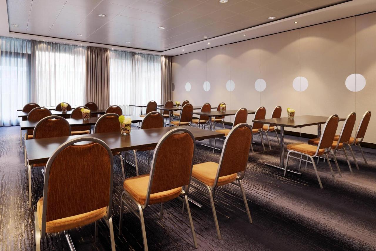 Sheraton Frankfurt Airport Hotel & Conference Center Frankfurt am Main Ngoại thất bức ảnh