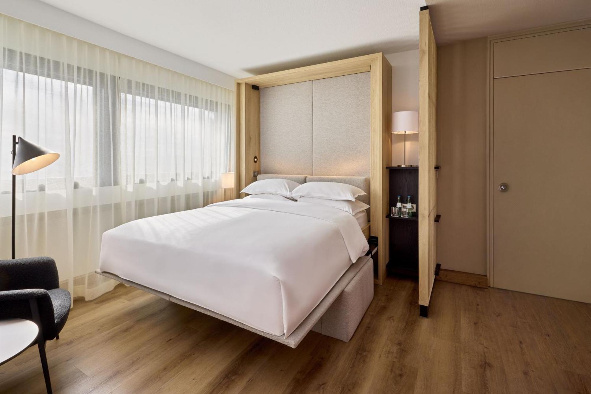 Sheraton Frankfurt Airport Hotel & Conference Center Frankfurt am Main Ngoại thất bức ảnh